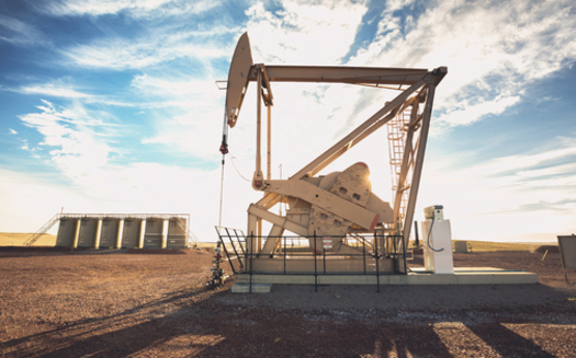 A hydraulic fracking well extracts resources at a North Dakota oil field. (iStockphoto)