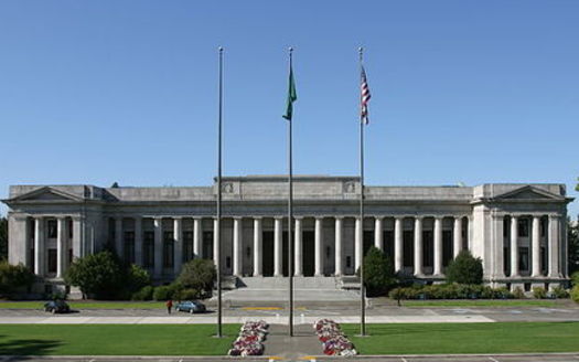 White men make up 34 percent of Washington state's population, but 56 percent of the state court judges. (Cacophony/Wikimedia Commons)
