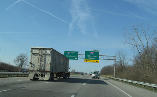Semitrucks traveling across Ohio will soon have to include improved carbon-emissions technology. (Doug Kerr/flickr.com)