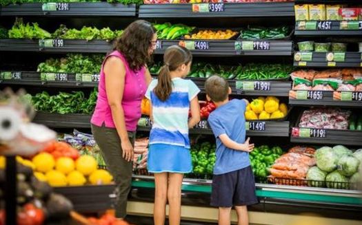A new poll shows strong support for a state fund designed to bring grocery stores to Virginia food deserts. (American Heart Association)