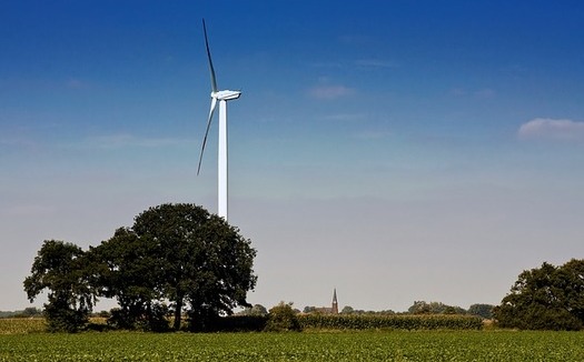 A new survey shows young Republican voters strongly favor renewable energy. (Pixabay)