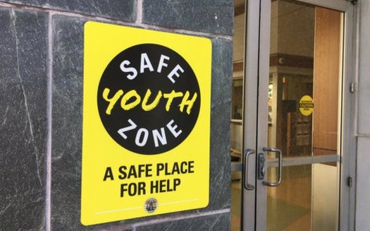 New safe youth zones are opening as part of a pilot program in Los Angeles and Long Beach to help teenage sex trafficking victims escape their situation. (Andrew Reis/Office of Supervisor Don Knabe)