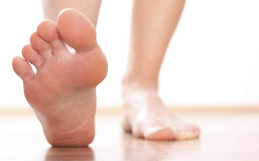 Foot ulcers are among the serious complications caused by diabetes. (Erwin Martinez/Flickr)