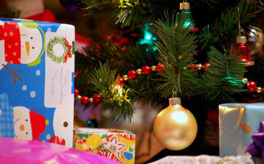 The tree and much of the wrapping and packaging can be recycled for a greener holiday season.(cohdra/morguefile)