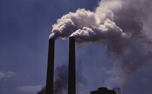 Trump EPA pick Scott Pruitt is getting thumbs down from a clean air group. (Alfred Palmer/Wikimedia).