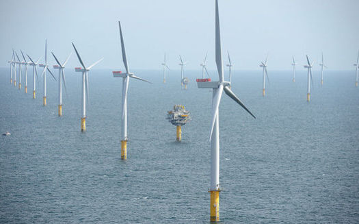 Cuomo is calling for 2,400 megawatts of offshore wind power by 2030. (NHD-INFO/Wikimedia Commons)