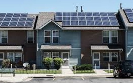 More Hoosiers are either installing solar panels or tapping into nearby sources. (energy.gov)