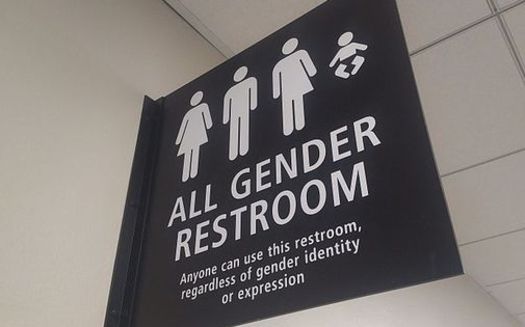 In 2015, the Washington Human Rights Commission passed a rule that guarantees people access to bathrooms designated for the gender with which they live. (Checkingfax/Wikimedia Commons)