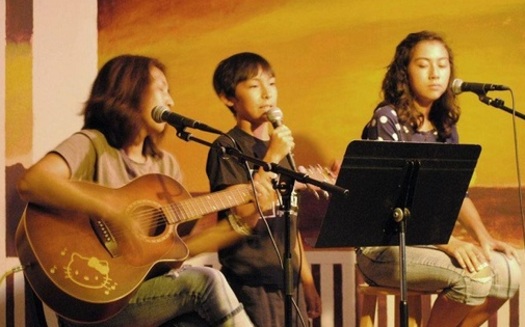 Studies show people of all ages benefit from music. (Mami Matsuda)