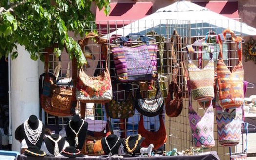 The annual Indian Market comes to Santa Fe this weekend as lawmakers attempt to bolster federal laws to curb the flow of fake merchandise posing as Native American art. (Pixabay)