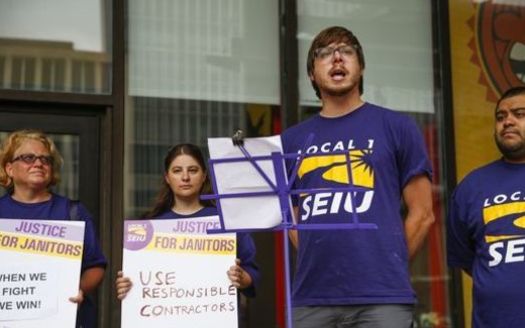 On Labor Day, union membes and low-wage workers in Indiana and across the country rallied for a better deal. (SEIU) 