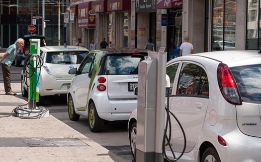 Electric vehicles reduce utility bills, vehicle expenses, and our reliance on fuel. (nrdc.org)