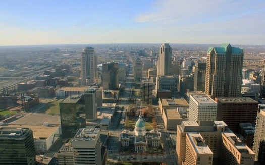 There are 827,000 Missourians living in poverty, according to the Coalition on Human Needs and Empower Missouri. (Yinan Chen/Pixabay)