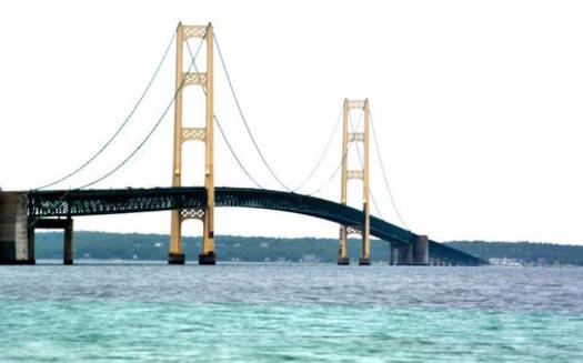 The pipeline under the Mackinac Straits transports up to 23 million gallons of crude oil and natural gas liquids each day. (JasonGillman/morguefile)