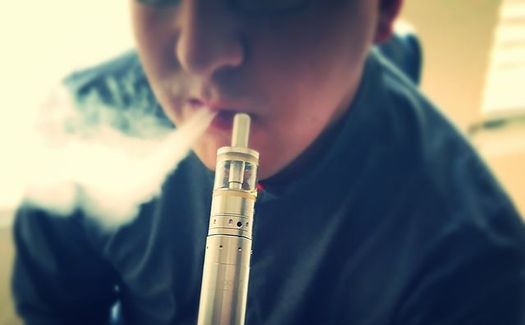 Colorado law prohibits selling tobacco products to minors, but there are no federal rules limiting access to electronic cigarettes. (Info-Electronic-Cigarette.com/Wikimedia Commons)