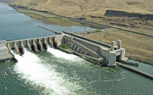 The Lower Monumental Dam is one of four Snake River dams that could get protections from Congress. (samonrecovery/Flickr)