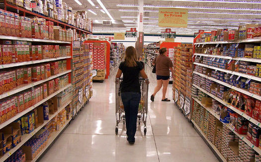 About one in every seven people in Arizona relies on food assistance through SNAP. (Daniel Orth/Flickr) 