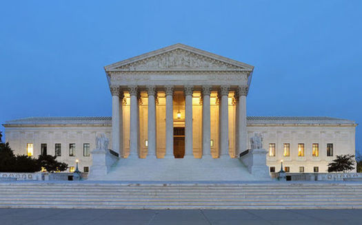 A recent report projects the U.S. Supreme Court's Janus decision will cut wages for government employees, and lead to a drop in U.S. economic activity of between $11.7 billion and $33.4 billion annually. (Joe Ravi/Wikimedia Commons)
