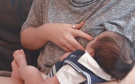 Idaho and Utah this year became the last two states to protect breastfeeding in public. (sandra.o.m/Twenty20)
