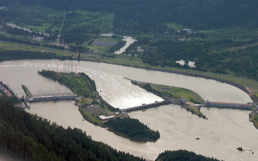 The U.S. and Canada are negotiating hydropower production and flood risk management for cities like Portland along the Columbia River. (Sam Beebe/Flickr)