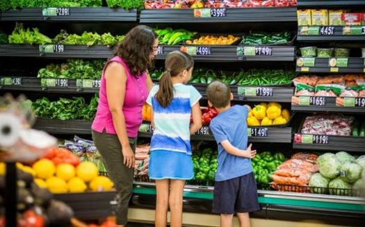 Food banks say making SNAP benefits harder to get could increase demand at food pantries. (American Heart Association)
