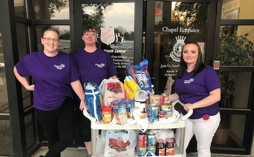 In their Supermarket Dash event, Treasure Valley credit unions raised $4,000 for their local food pantries. (Salvation Army Nampa Corps)