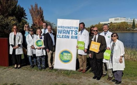 La Asociacin Mdica del Estado de Washington, principal organizacin de profesionales de la medicina en el estado, apoya la iniciativa para eliminar la contaminacin por carbono. (Clean Air Clean Energy WA)
