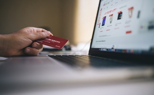 Fraud-prevention experts suggest people use credit cards rather than debit cards for purchases and donations. (StockSnap/Pixabay)