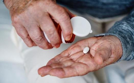 Prices for brand-name drugs widely used by seniors rose 8.4 percent in 2017. (Pxhere)