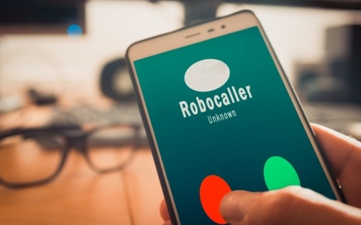 The Citizens Utility Board offers a free guide to help Illinoisans avoid pesky robocalls. (Adobe Stock)