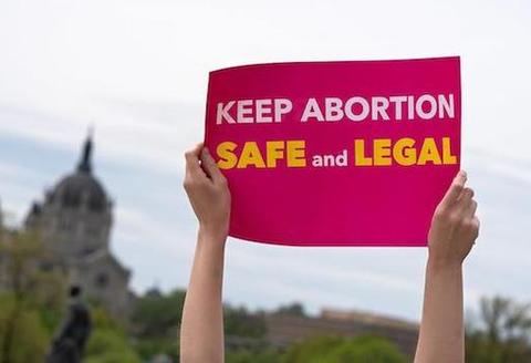 Abortion-rights supporters in Minnesota say state lawmakers have proposed 400 new laws to restrict abortion access, despite a 1995 state Supreme Court decision that affirmed an expansive right to abortion. (LorieShaull/jaw.org) 