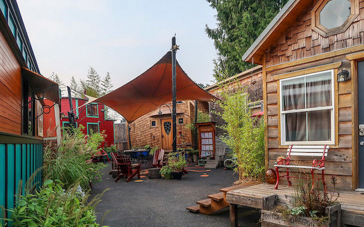 The Oregon Legislature passed a bill that requires cities to allow mixed housing types, such as tiny homes. (Mark McClure/Sightline Institute)