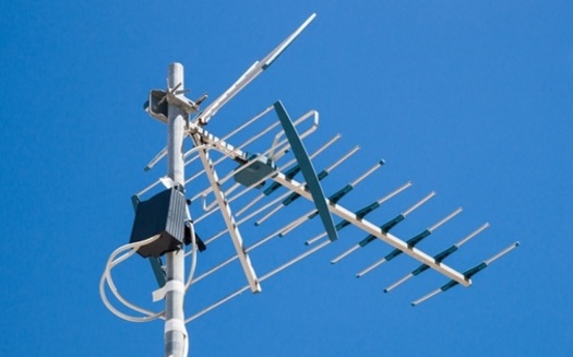 According to Nielsen, 16.4 million U.S. households had over-the-air digital antennas in 2018, compared to 12 million in 2014. (pabkov/AdobeStock)