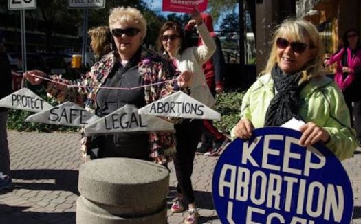 Demonstrators in Tallahassee Wednesday rallied to celebrate the 47th anniversary of Roe v. Wade and speak out against legislation that would restrict teens' access to abortion. (Progress Florida)