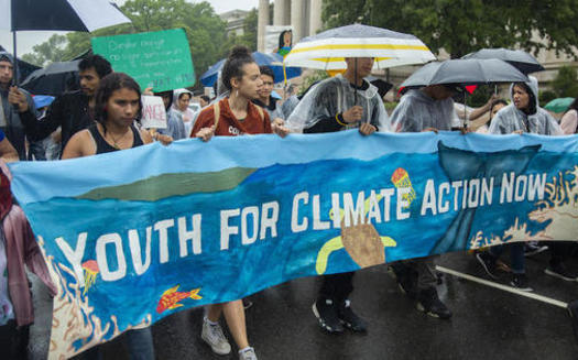 A climate change lawsuit rejected by a federal court last week argued that the U.S. government is violating young Americans' constitutional rights to a clean environment. (greenpeace.org) 