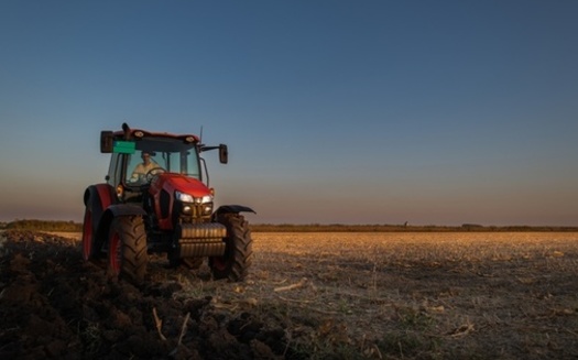 Farmers can play a crucial role in fighting climate change by adopting practices that improve soil health and capture carbon, but a new report suggests the federal government isn't doing enough to help them. (Adobe Stock)