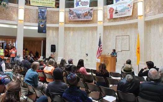 Opponents of new oil and gas leases presented 33,000 public protests to New Mexico lawmakers at the Roundhouse in 2019. (wildearthguardians.org)