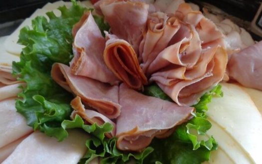Experts advise staying away from finger foods like cold cuts, and from 