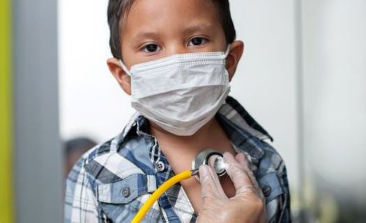 In Illinois, 5.6% of Latino children do not have health insurance, compared to 4% of all children in the state. (Adobe Stock)