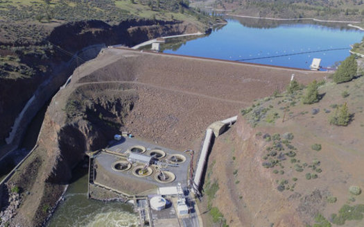 The Iron Gate Dam on the Klamath River near Hornbrook, Calif., is one of four that will be removed in 2023 as part of a new agreement. (Matthew Wier/CalTrout)