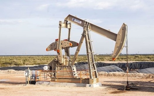 The Colorado Oil and Gas Conservation Commission has approved rules restricting new energy development near waterways and wildlife, and requiring 2,000 feet between development and schools or homes. (Pxfuel)