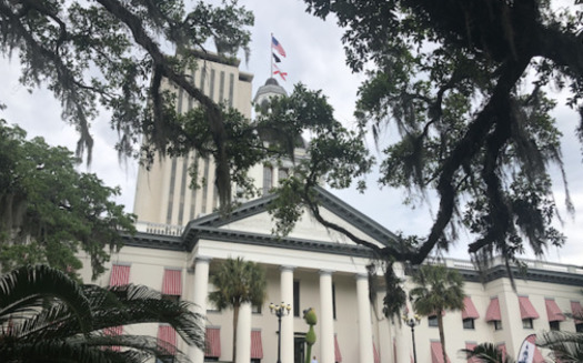 Florida contina resistiendo significativas llamadas e incentivos financieros para expandir la elegibilidad de Medicaid para casi todos los adultos y nios pobres del estado. (Trimmel Gomes)