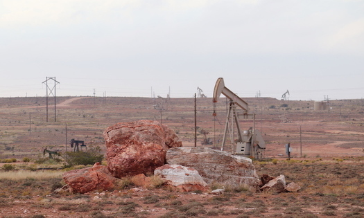 The Permian Basin, in West Texas and southeastern New Mexico, has the worst air pollution from oil and gas in nation, according to an April report by the Environmental Defense Fund. (priceofoil.org)