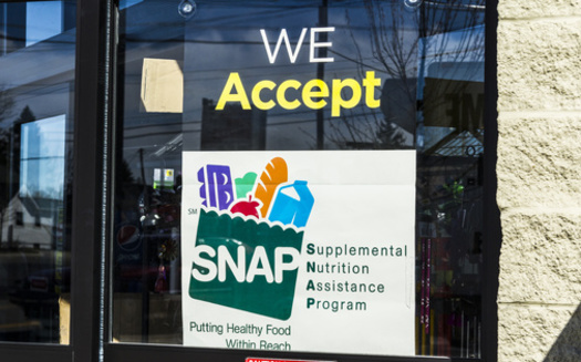 A bill before the New Hampshire General Court would implement an outreach program for the Supplemental Nutrition Assistance Program, or SNAP. (jetcityimage/Adobe Stock)