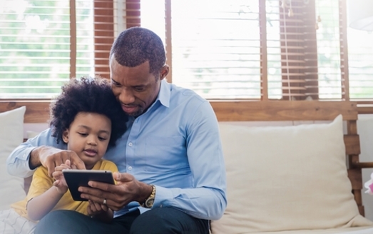 Researchers say parents should set a good example for their kids when it comes to screen time using digital devices. (paulaphoto/Adobe Stock)