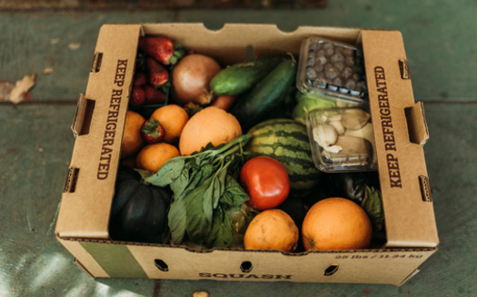 Save the Children has partnered with farmers to make boxes of fruits and vegetables available to low-income rural families. (Cavan/Adobeststock)