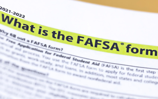Forty percent of first-generation students in a survey said they filled out the FAFSA forms themselves, compared with 11% of higher-income students. (photo_gonzo/Adobe Stock)