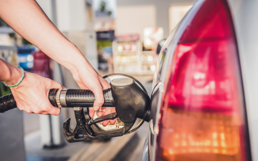 On July 8, the spot price for crude oil dropped by 6.89%, but the retail gas price only fell 2.56% days later. (Adobe Stock)