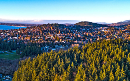 Residents of Bellingham, Wash., studied other cities' immigrant resource centers and have proposed one for Whatcom County. (CascadeCreatives/Adobe Stock)