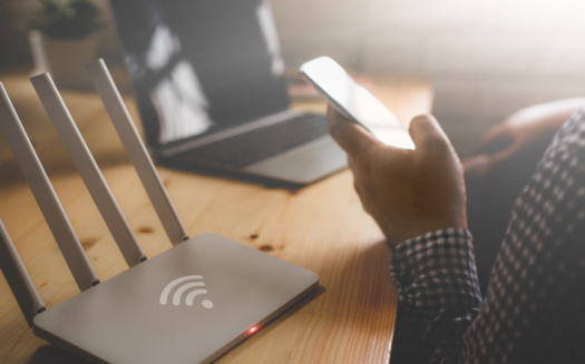 Nearly sixty-eight percent of Tennesseans without broadband at home live in rural communities.(Escapejaja/AdobeStock)